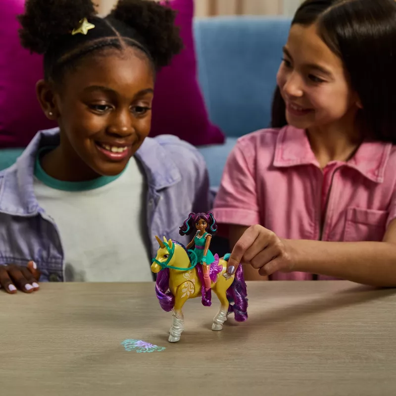 Unicorn Academy, Ava & Plant Magic Lapa ar Gaismas Efektu, 2 Jāšanas Piederumi, Leļļu un Vienradžu Rotaļlietas Meitenēm no 4 Gadiem