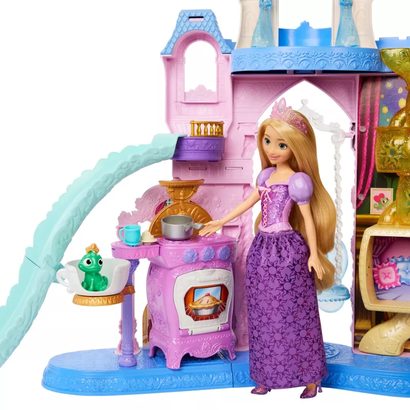 Disney Princess Pet Palace rotaļu pils ar 7 rotaļu zonām, 3 dzīvnieku draugiem un vairāk nekā 20 mēbelēm un aksesuāriem
