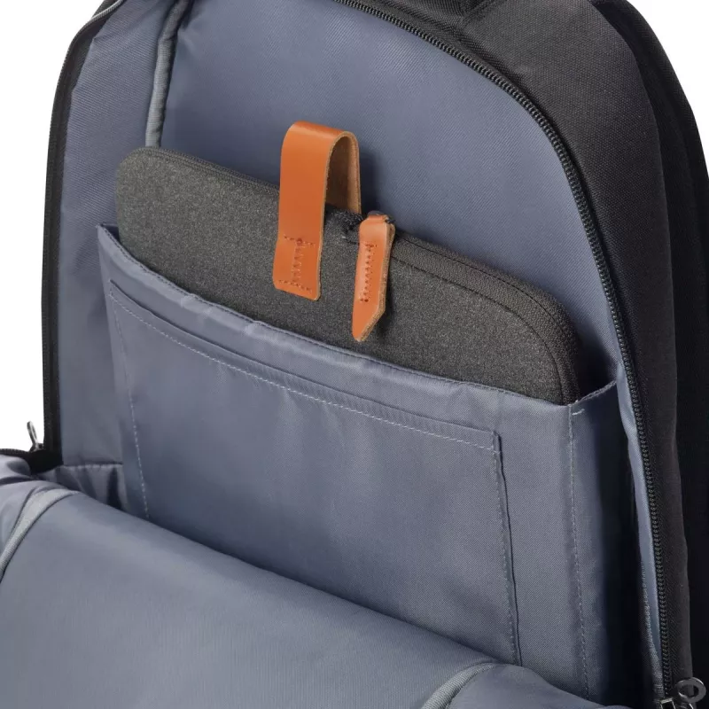 DICOTA Skin Urban Anthracite – MacBook 14 inch maciņš – antracīts / pārstrādāts poliesters un neoprēns