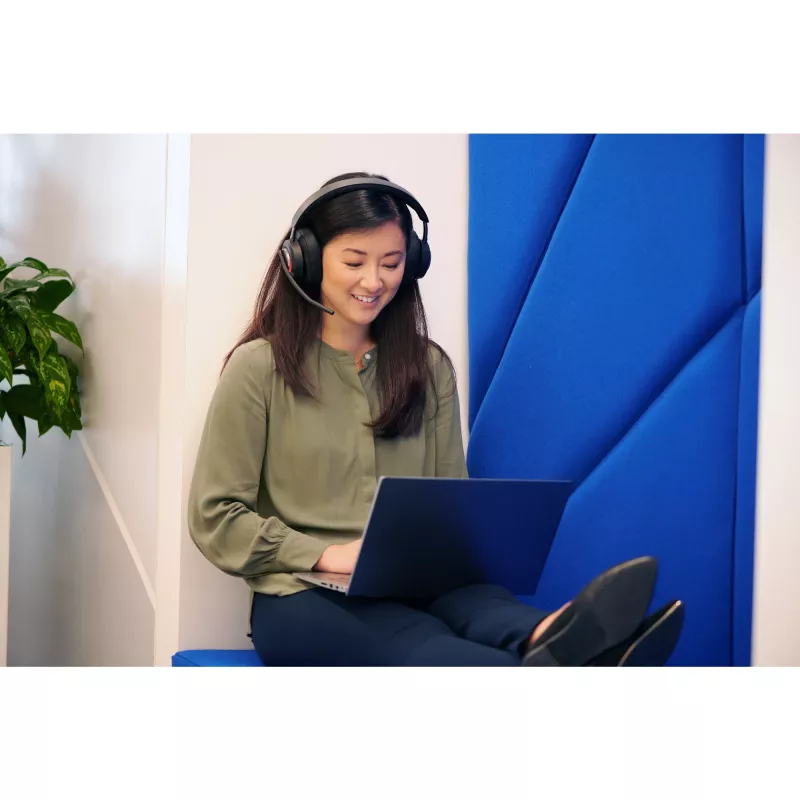 Kensington H3000 Bluetooth pāri ausīm uzkaramā austiņa