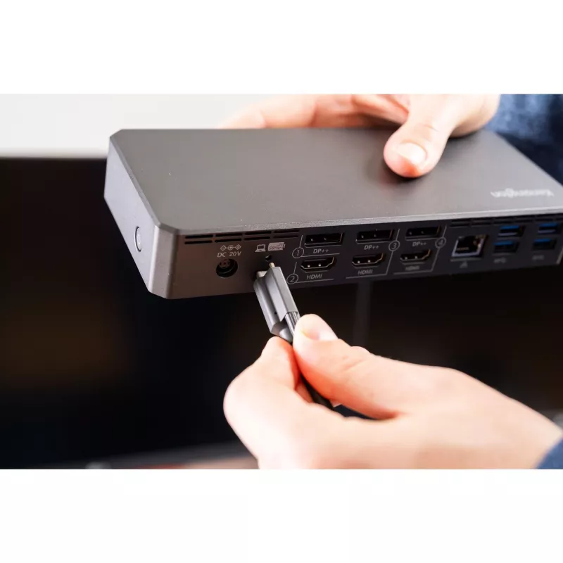 Kensington SD4781P EQ USB-C & USB-A Dual 4K Dokstacija, Vadu, USB 3.2 Gen 2 (3.1 Gen 2) Type-C, 100 W, 3.5 mm, 10,100,1000 Mbit/s, Melna