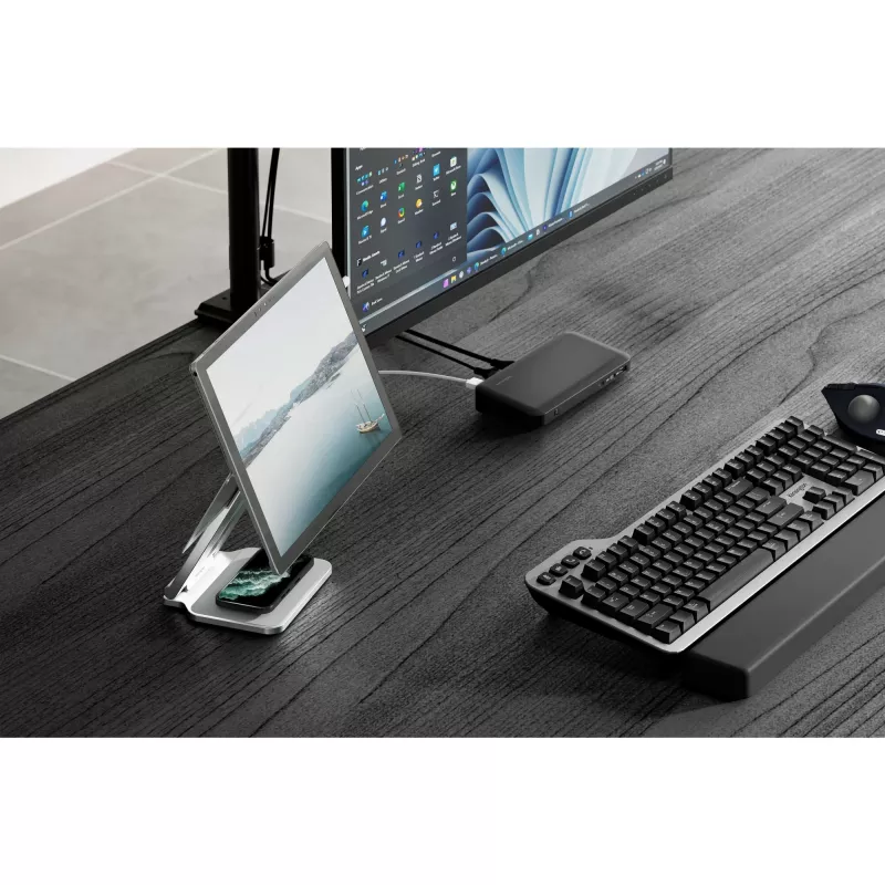 Kensington Elevated Stand for Surface, Platinum, Alumīnijs, Gumija, Termoplastisks poliuretāns (TPU), Cinks, 126.4 mm, 139.3 mm, 193 mm, 612 g