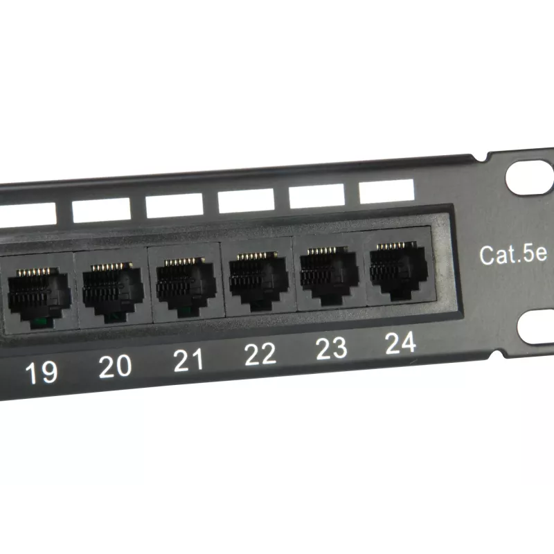 Equip 24-Portu Cat.5e Neekranēts Sadales Panelis, Melns, 1U, Rack Montāžai