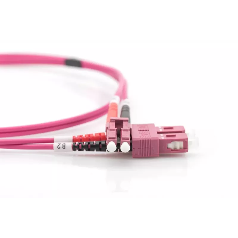 DIGITUS optiskās šķiedras savienotājkabelis, LC uz SC, daudzmodu OM4 - 50/125 µ, duplekss, krāsa RAL4003, garums 2 m