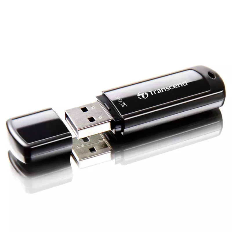 TRANSCEND JetFlash 700 32GB USB zibatmiņa - USB 3.0 - Melna