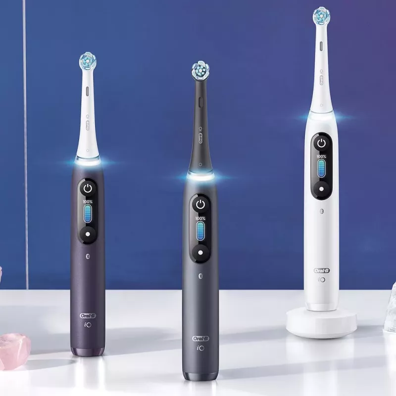 Oral-B iO elektriskā zobu birste pieaugušajiem Rotējoša birste Balta