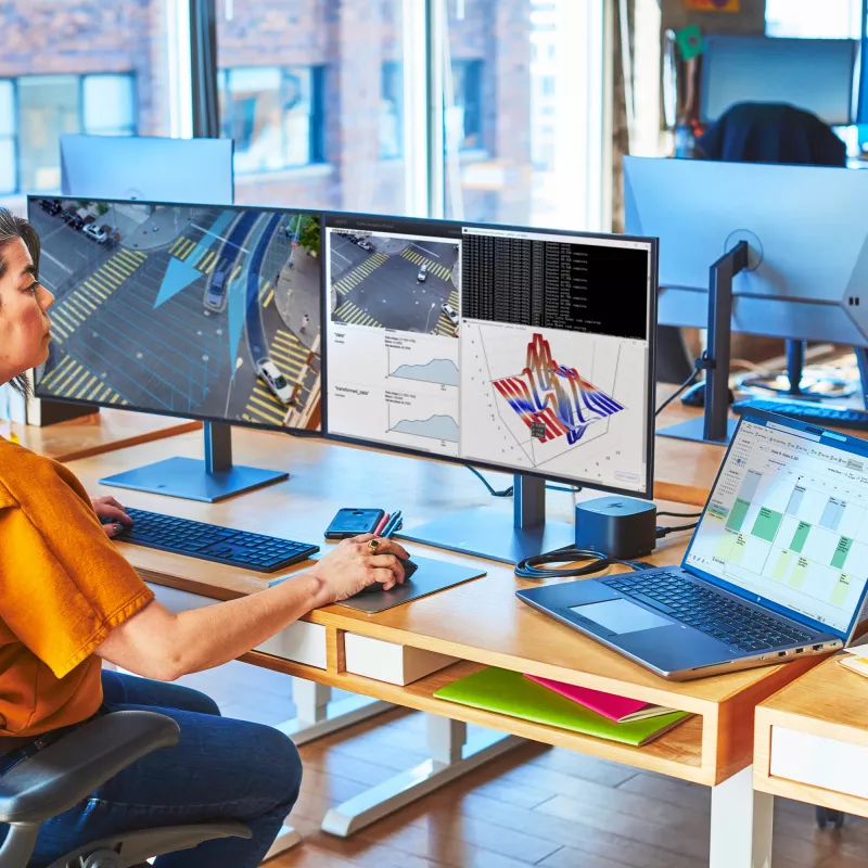 HP ZBook Fury 16 G11 Intel® Core™ i7-14700HX 40,6 cm (16 inch) WUXGA 32 GB DDR5-SDRAM NVIDIA RTX 2000 Ada Wi-Fi 7 (802.11be) Windows 11 Pro AI Workstation, AI PC