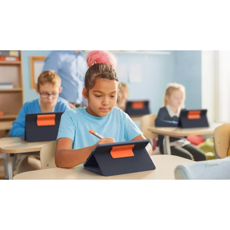 LOGITECH Rugged Combo 3 Classic Blue Qwerty Uk — aizsargmaciņš ar tastatūru iPad