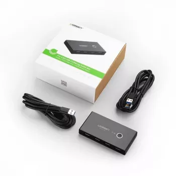 Ugreen 30768 USB 3.0 slēdzis 4 portiem, melns