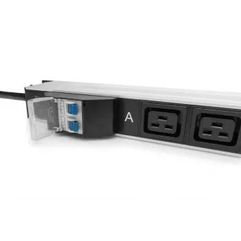 DIGITUS IT BASIC PDU, vertikāls, 32A, 24 x C13, 4 x C19