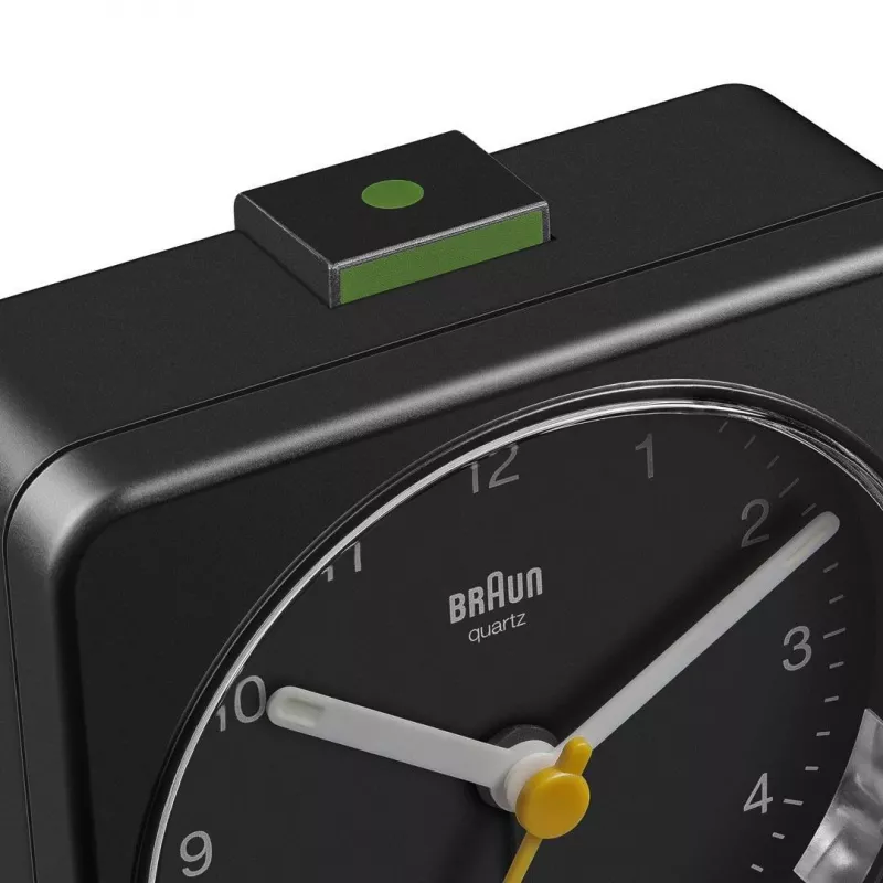 Braun BC03B Kvarca modinātājpulkstenis Melns