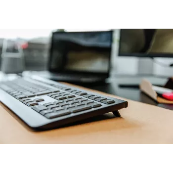 CHERRY KW 3000 bezvadu tastatūra, pilna izmēra, RF 2.4 GHz, QWERTY, spāņu, melna