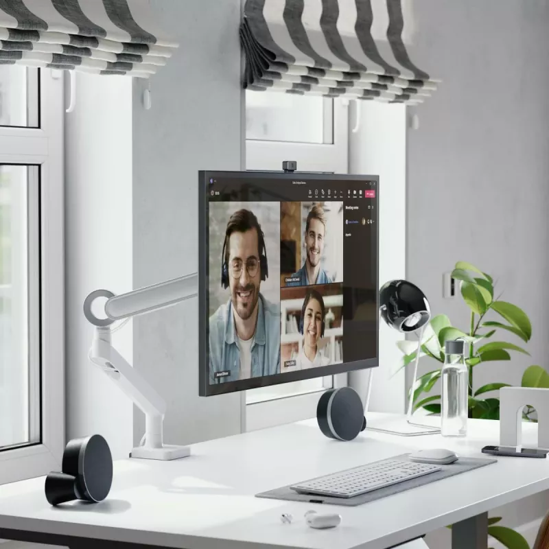 ALOGIC Clarity Max Touch 32C4KPDWT skārienjutīgs monitors, 32 collu, 3840x2160 4K UHD, 65 W Power Delivery, 8MP tīmekļa kamera, USB centrmezgls, melns/sudraba
