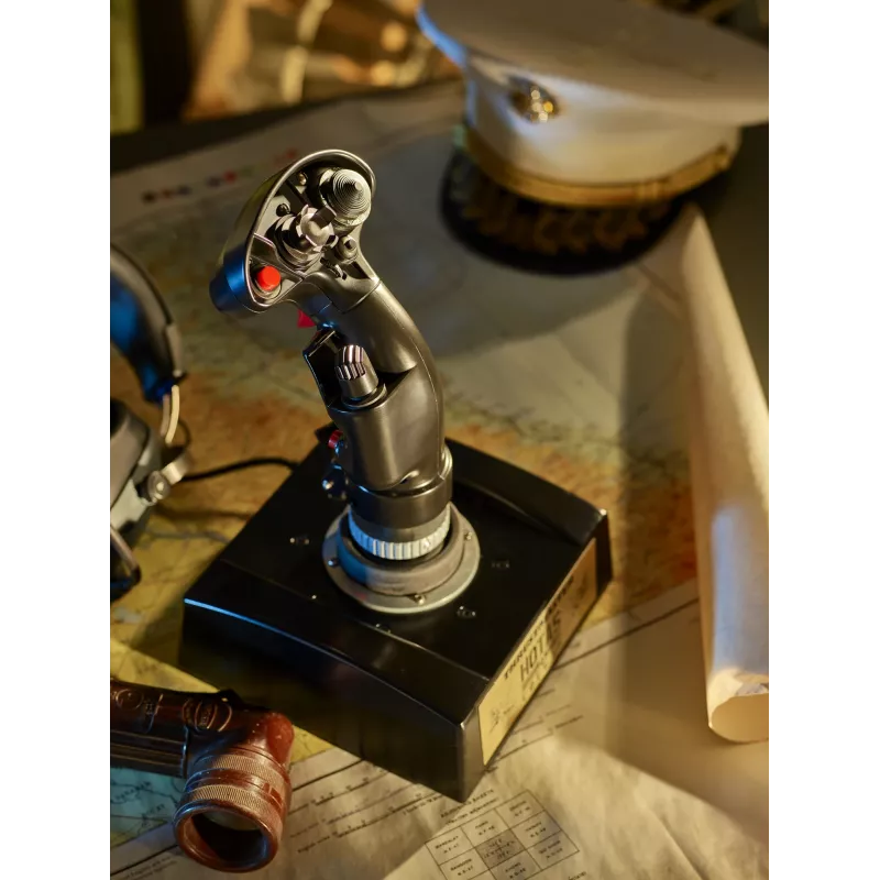 Thrustmaster F/A-18C Hornet HOTAS Melnais žurnālists