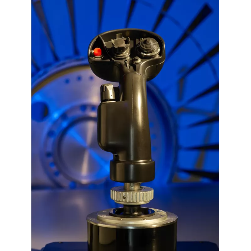 Thrustmaster F/A-18C Hornet HOTAS Melnais žurnālists