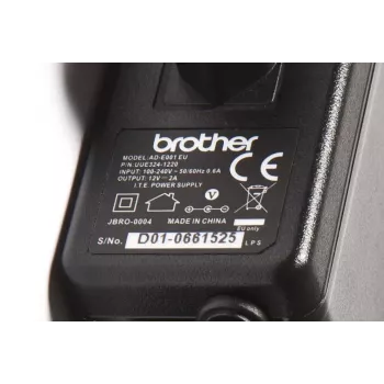 Brother ADE001EU barošanas adapteris iekštelpām, melns