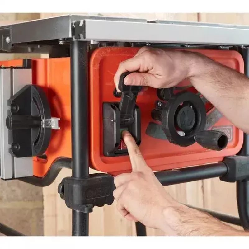 Galda ripzāģis Black & Decker BES720-QS — 1800 W, 25.4 cm asmens, 8.5 cm griešanas dziļums, brīvi stāvošs, galda pagarinājums