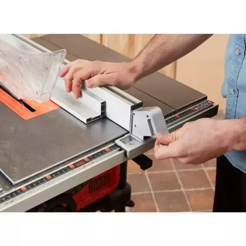 Galda ripzāģis Black & Decker BES720-QS — 1800 W, 25.4 cm asmens, 8.5 cm griešanas dziļums, brīvi stāvošs, galda pagarinājums