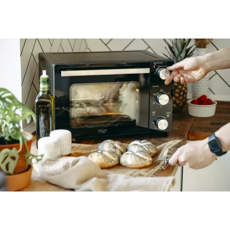 Elektriskais galda krāsns Adler AD 6024 — kompakts 22 L, 1300 W, melns