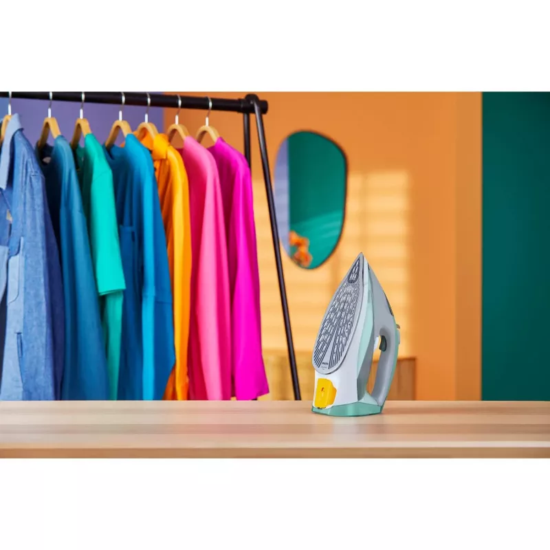 Philips 7000 sērijas DST7012/70 gludeklis ar tvaiku, SteamGlide Plus zole, 2600 W, zaļš, pelēks