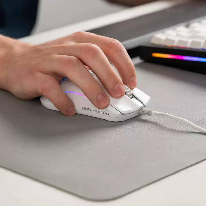 Glorious Gaming Glorious Model O 2 Mini - Mat Balts, Labā roka, Optiska, USB Type-A, 26000 DPI, Balts