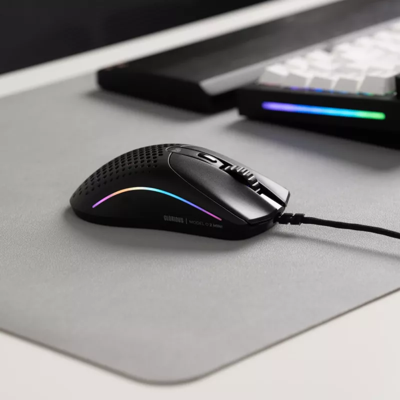 Gaming pele Glorious Gaming Model O 2 Mini Gaming Mouse RGB Black