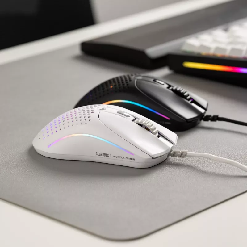 Gaming pele Glorious Gaming Model O 2 Mini Gaming Mouse RGB Black