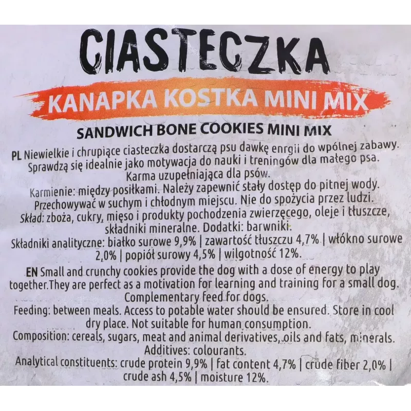 Suņu apmācības gardumi MACED Cube Cookies Mini Mix 1 kg — asorti mini kubiņu cepumi, putnu gaļas garšu maisījums