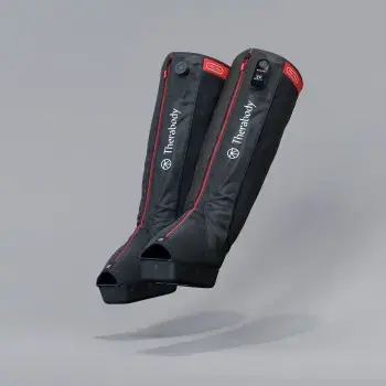 Kompresijas zābaki Therabody Recovery Air Jetboots Pro Plus — pilna garuma, Regular, pneimatiskie 20–100 mmHg, vibrācija, LCD, uzlādējami
