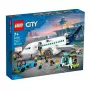 LEGO Pasažieru lidmašīnas būvkomplekts 60367 — City sērija, 913 gabali, 8 minifigūras, detalizēts interjers