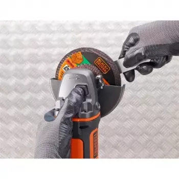 Leņķa slīpmašīna Black & Decker BCG720N — bezvada 18V Li-Ion, 12.5 cm disks, līdz 8600 RPM, 3 roktura pozīcijas