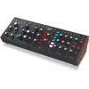 Sintezators Behringer Model D Melns