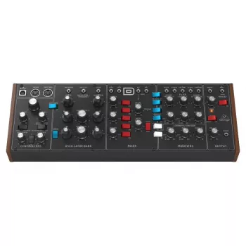 Sintezators Behringer Model D Melns