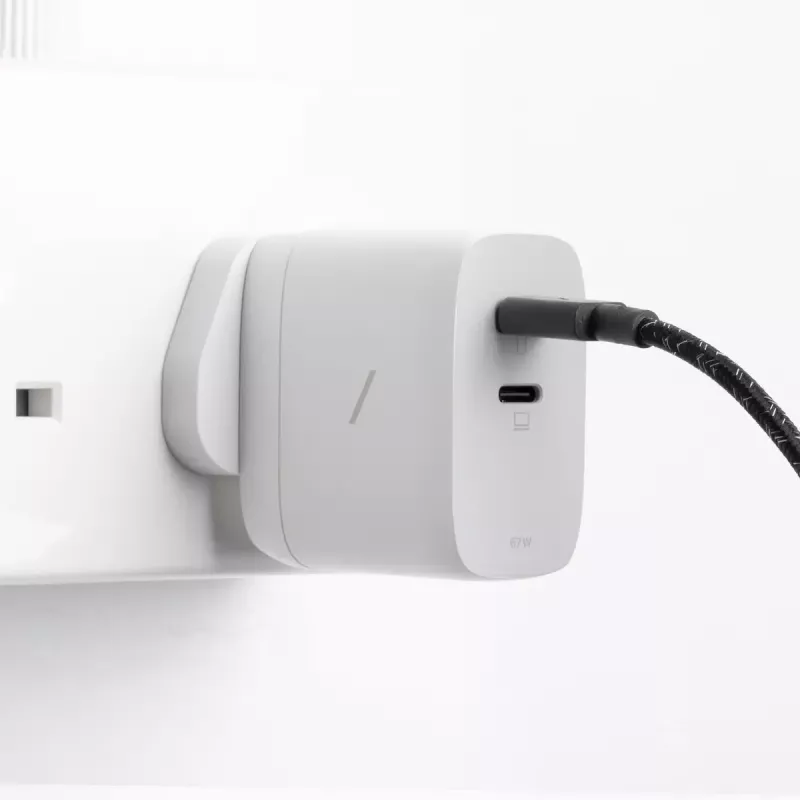 Mobilās ierīces lādētājs Native Union FAST-PD67-WHT-INT 2 USB Type-C ātrā uzlāde