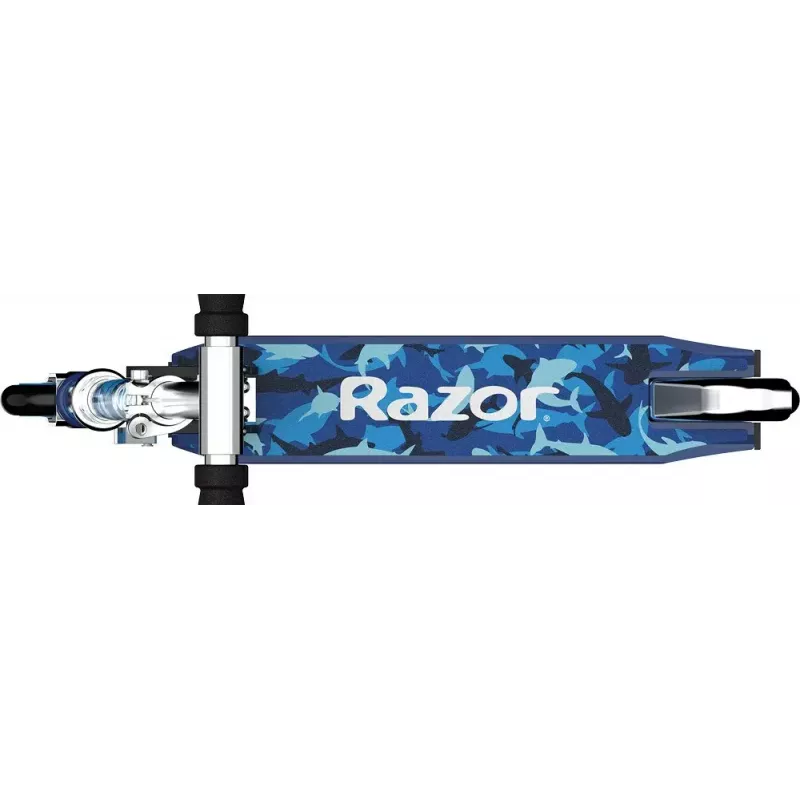 Skrejritenis Razor Model A Shark Camo — salokāms, viegls bērniem un pusaudžiem, 2 riteņi, regulējams stūres augstums, max slodze 65 kg