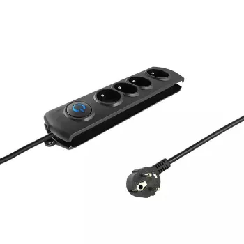 Pārsprieguma aizsargs QOLTEC 50104 — 4 AC kontaktligzdas, 230 V, 1,5 m kabelis, melns