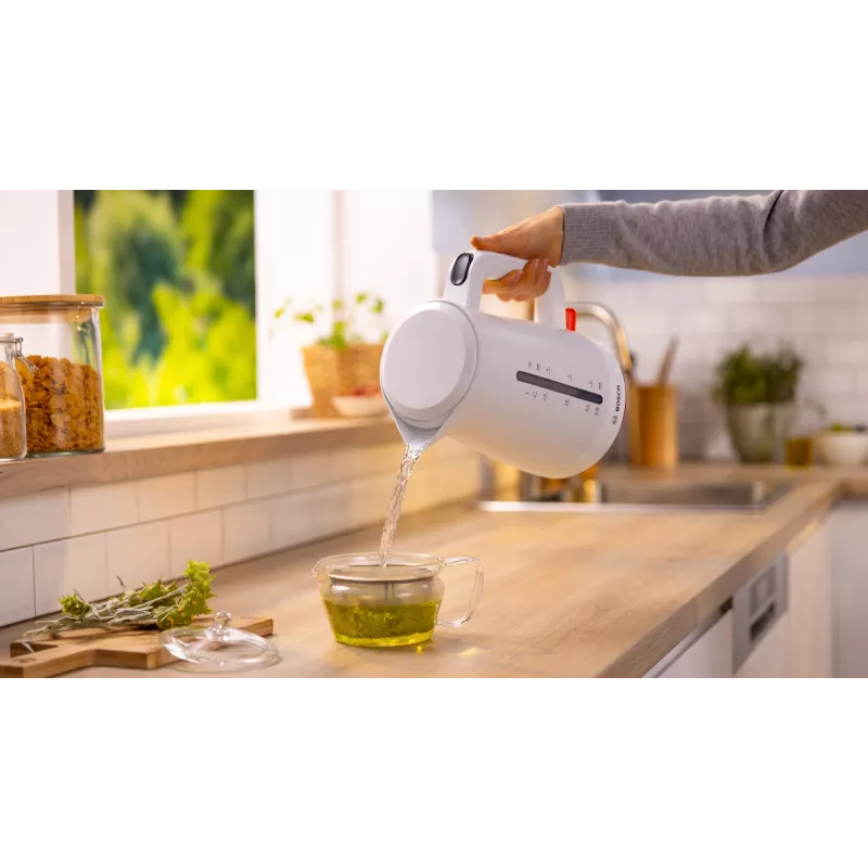 Elektriskā tējkanna Bosch TWK3M121 — 1,7 L, 2400 W, balta, plastmasas korpuss