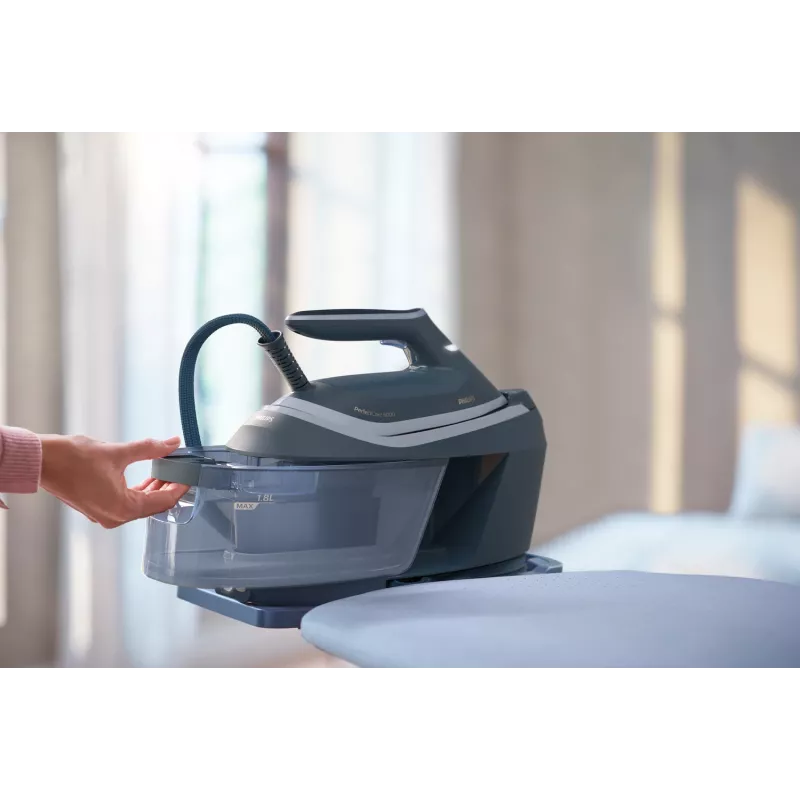 Philips 6000 series PSG6042/20 tvaika gludināšanas stacija 2400 W 1.8 L SteamGlide Advanced zila