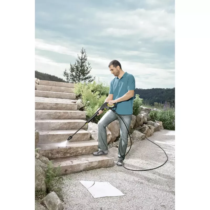 Augstspiediena mazgātājs Karcher K 5 BASIC — elektriskais vertikālais, 145 bar, 500 l/h, 10 m šļūtene, 2100 W