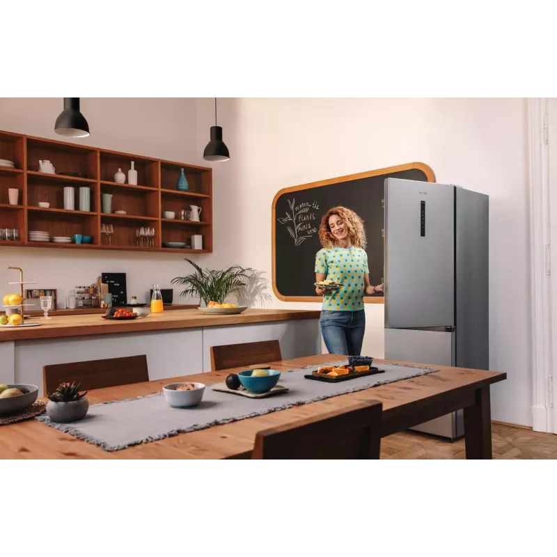 Gorenje Kombinētais ledusskapis NRK619CAXL4 SI, 304 L, SN-N, 6 kg/24h, C, Fresh zone nodalījums, Pelēks