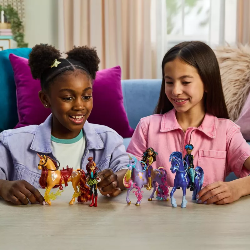 Spin Master Unicorn Academy Isabel lelle ar īstām krēpēm un asti un suku