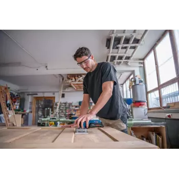 Bosch GSS 18V-13 Professional bezvadu orbitālā slīpmašīna
