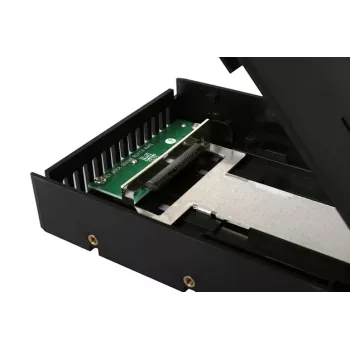 ICY DOCK EZConvert Light Weight 2.5 inch uz 3.5 inch SATA SSD/HDD pārveidotājs/montāžas komplekts - Ver.1