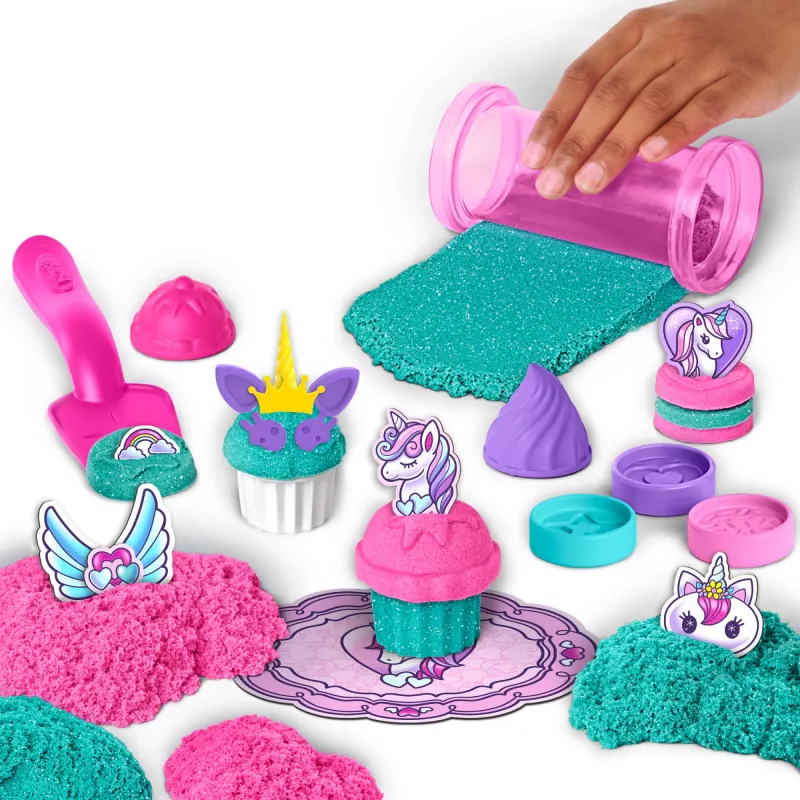 Kinetic Sand Shimmer Unicorn Bake Shoppe komplekts, 16oz (Shimmer Teal un Pink Neon), 8 vienradža rīki, sensoriskā rotaļlieta bērniem no 3 gadu vecuma
