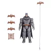 Spin Master Batman 30 cm Deluxe rotaļu darbības figūra, sitiena un mešanas funkcija, 5 piederumi, gaismas un skaņas efekti, no 4 gadiem