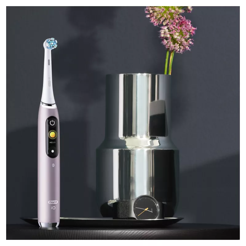 Oral-B iO Series 9n pieaugušo rotējošā-oscilējošā zobu birste, roza
