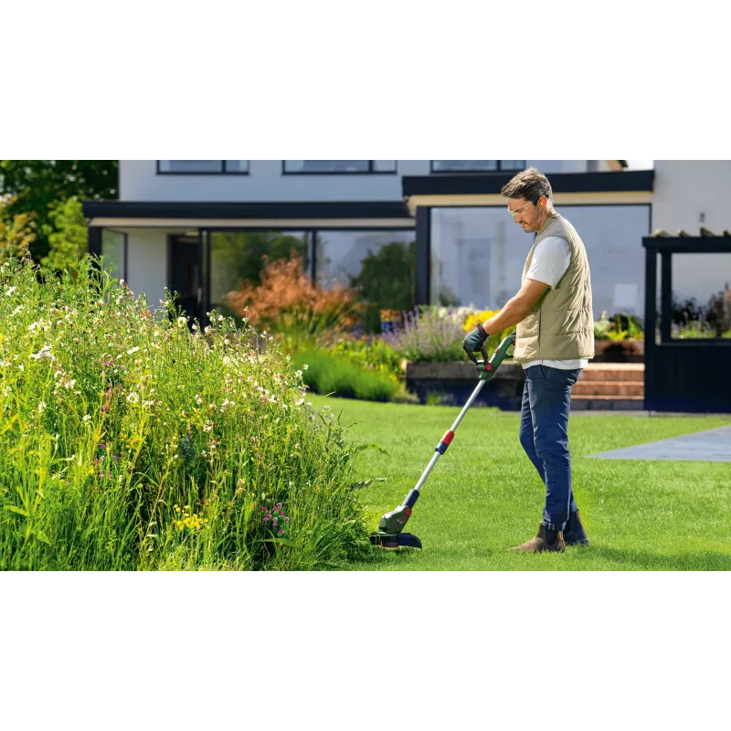 Bosch UniversalGrassCut 18V-26-500 26 cm Bezvadu zāles trimmeris Melns, Zaļš