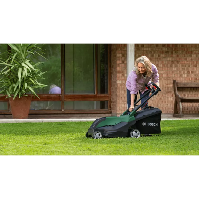 Zāles pļāvējs Bosch AdvancedRotak 40-650 — 1800 W, 40 cm pļaušanas platums, zaļš/melns