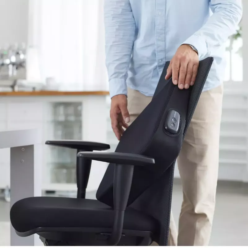 Medisana OL 300 Melns ķīļveida sēdekļa spilvens ar sildīšanu