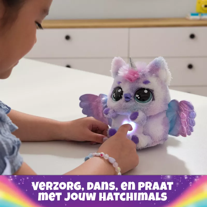 Hatchimals Alive Mystery Hatch Pufficorn Spinmaster AA baterijas Rozā Balta